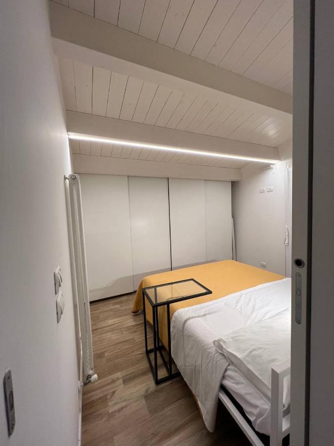 Casa Klimt Vicinissima Al Mare Parcheggio Privato Gratuito Se Disponibile Apartamento Pescara Exterior foto