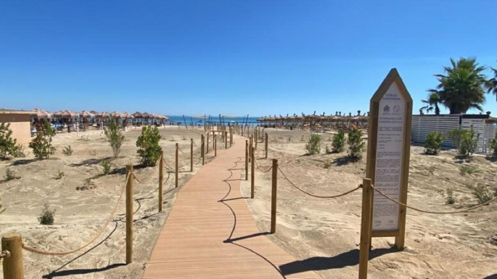 Casa Klimt Vicinissima Al Mare Parcheggio Privato Gratuito Se Disponibile Apartamento Pescara Exterior foto